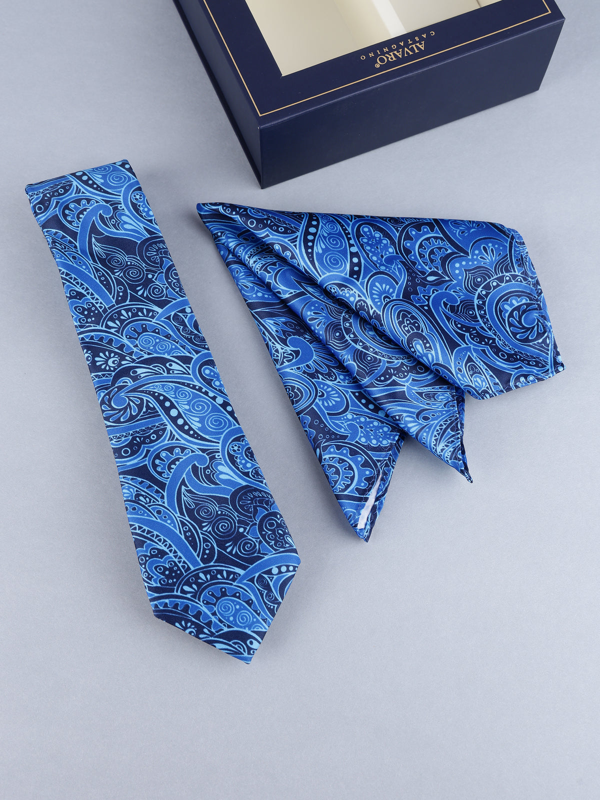 Ocean Blue Swirl Paisley Necktie & Pocket Square Set