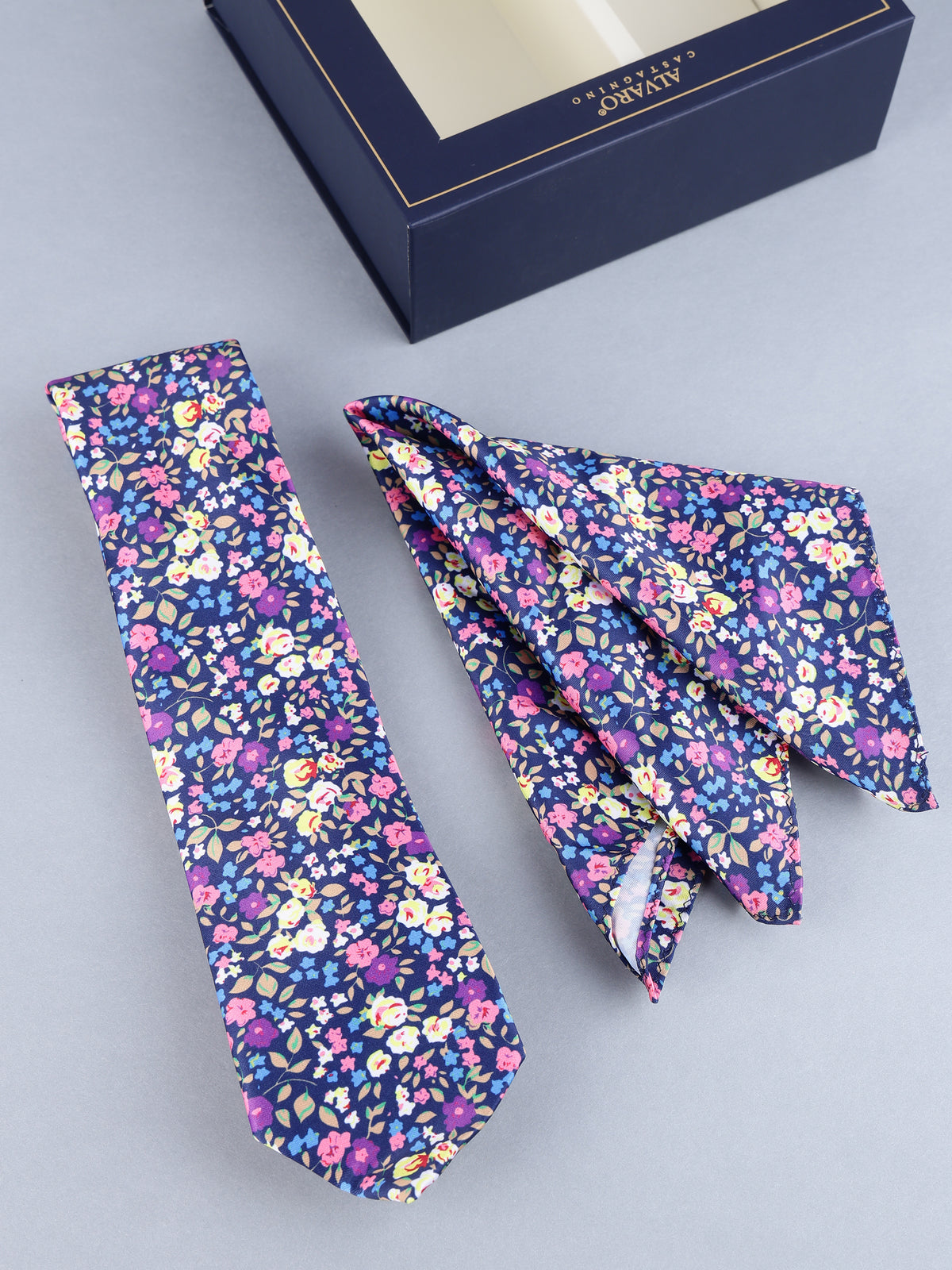Navy Bright Meadow Floral Necktie & Pocket Square Set