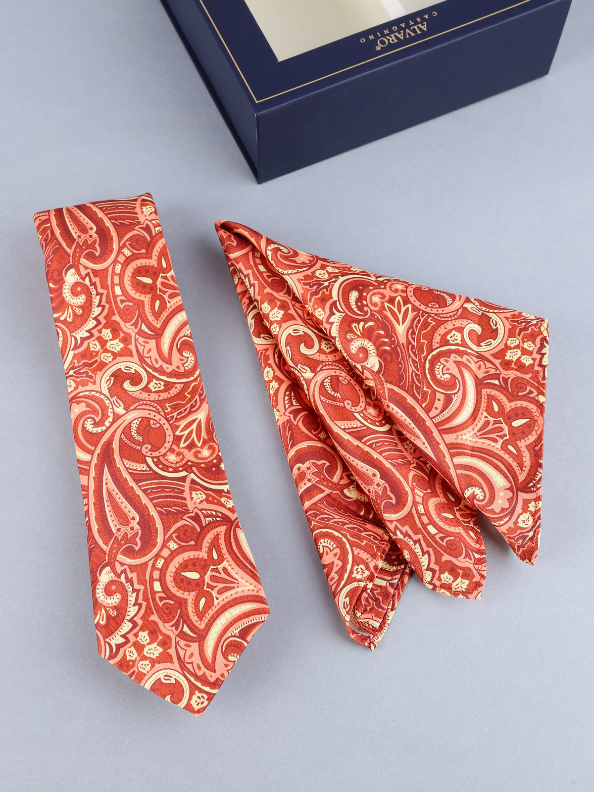 Paisley Necktie & Pocket Square Gift Set