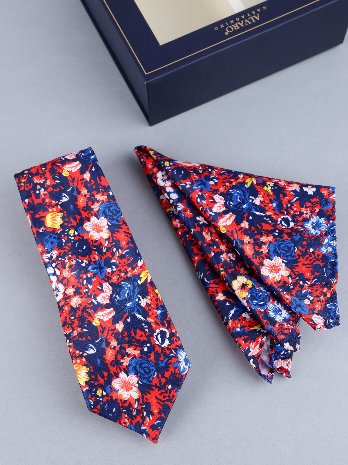 Red & Navy Bold Floral Necktie & Pocket Square Set