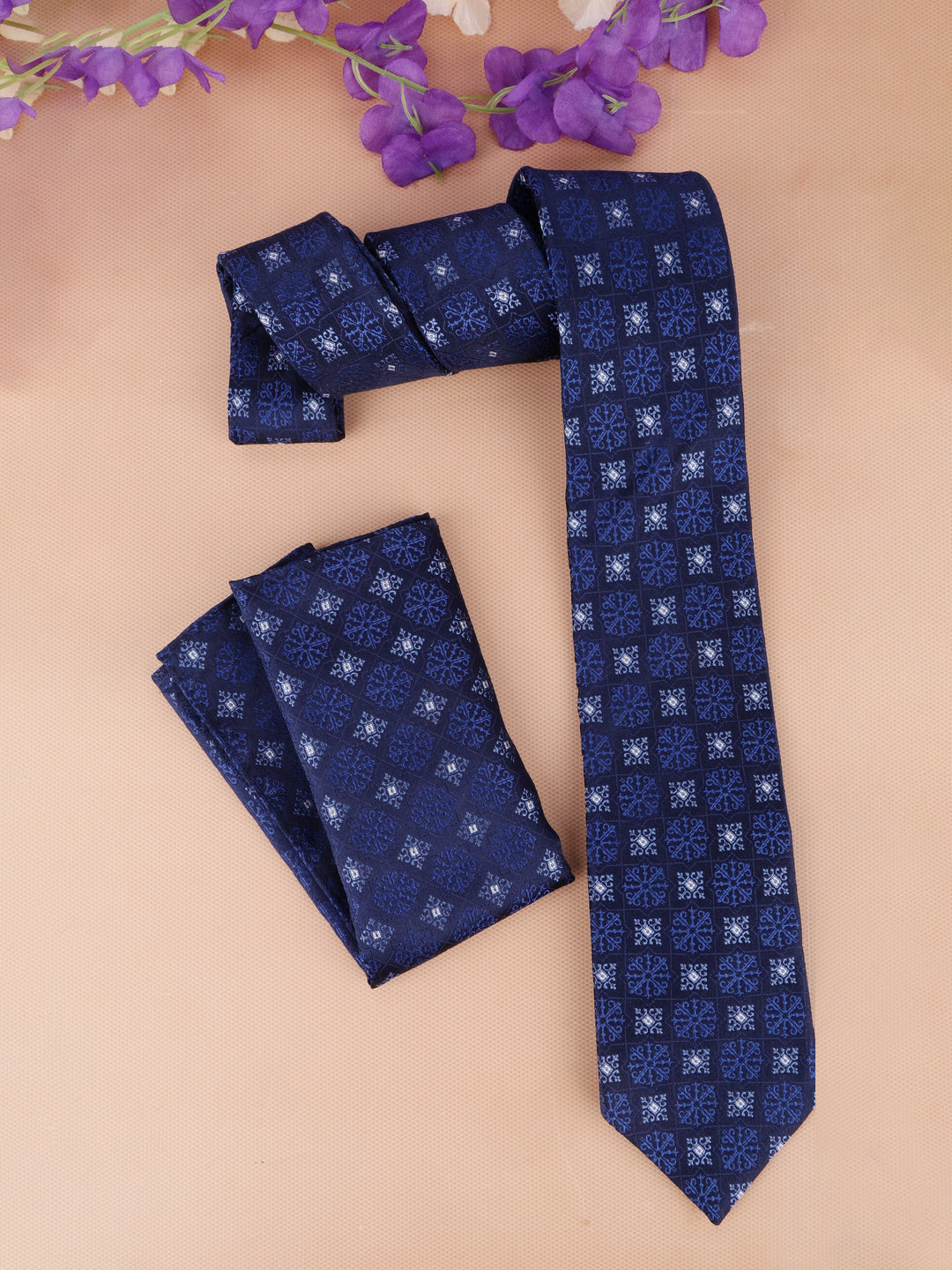 Alvaro Castagnino Men Blue & White Colour Silk Accessory Gift Set
