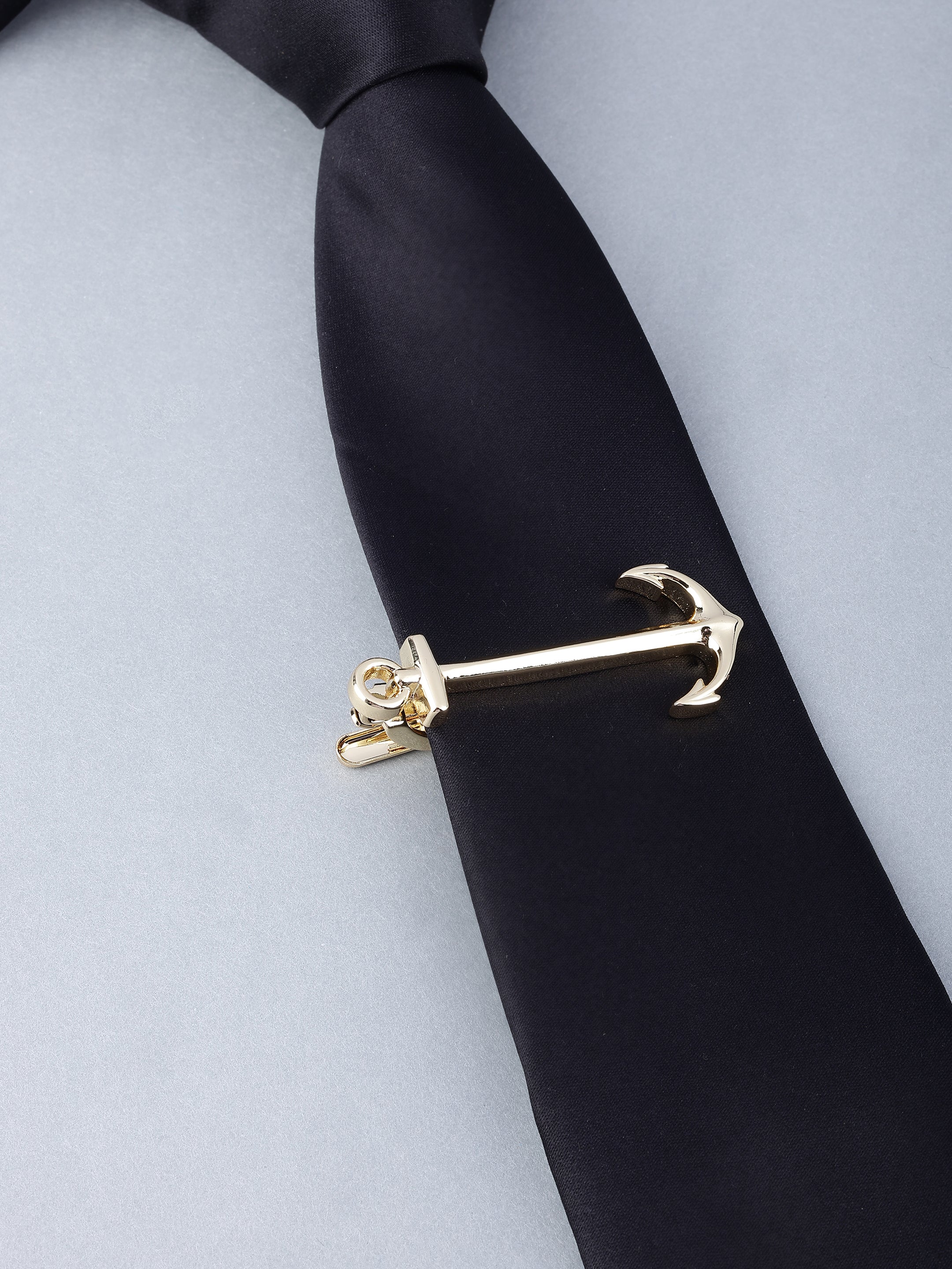 Gold Anchor Tie Pin