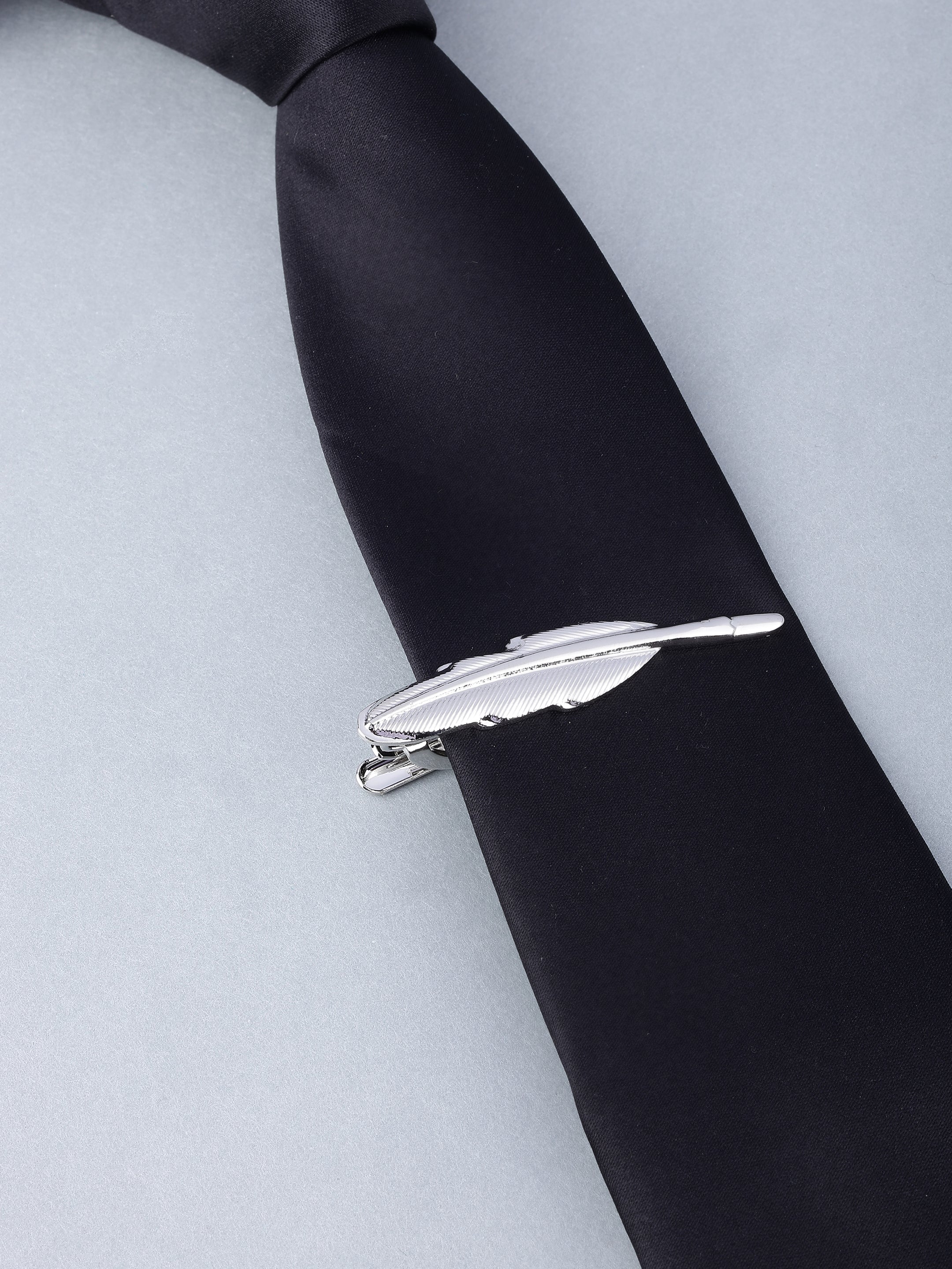 Silver Feather Design Tie Pin