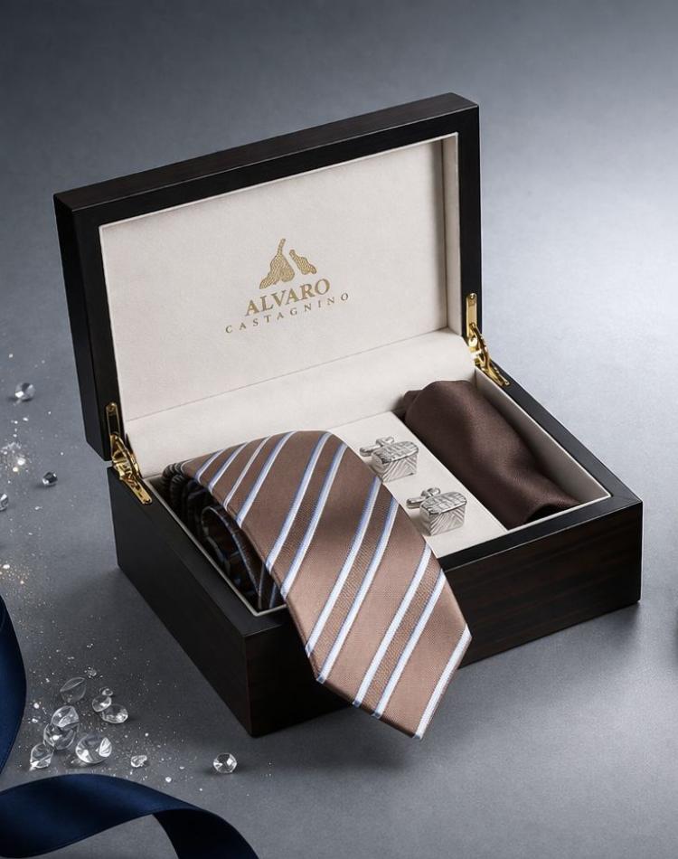Tie Pocket Square Cufflink Set