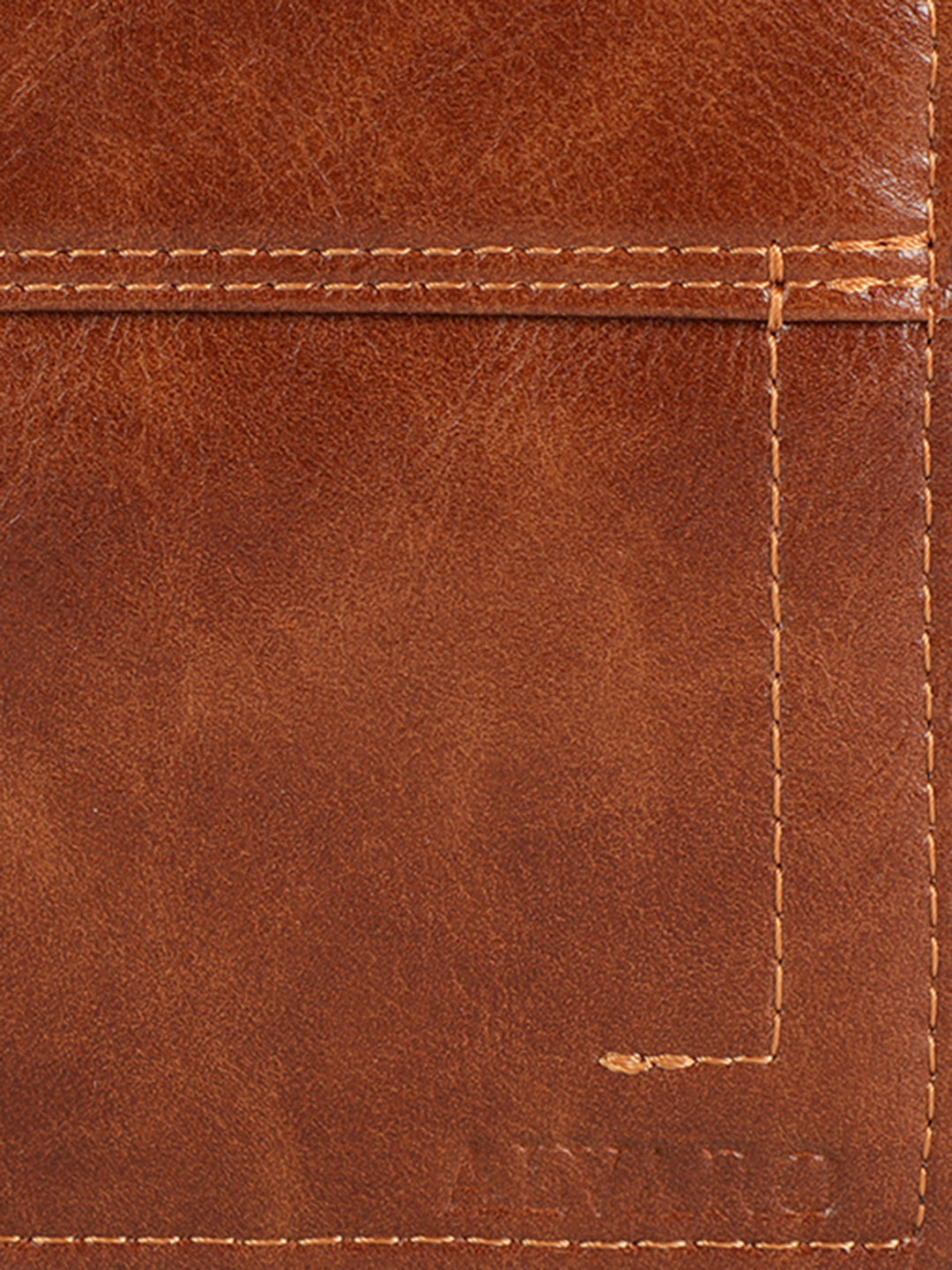 Alvaro Castagnino Men's Tan Color Leather Wallet