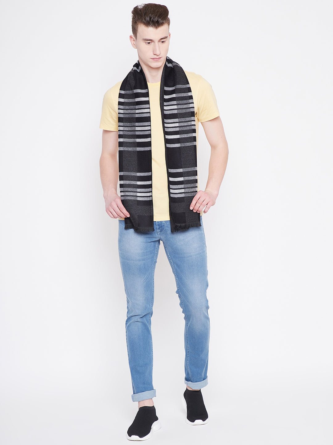 Alvaro Castagnino Men's Black::Grey Colored Checked Muffler