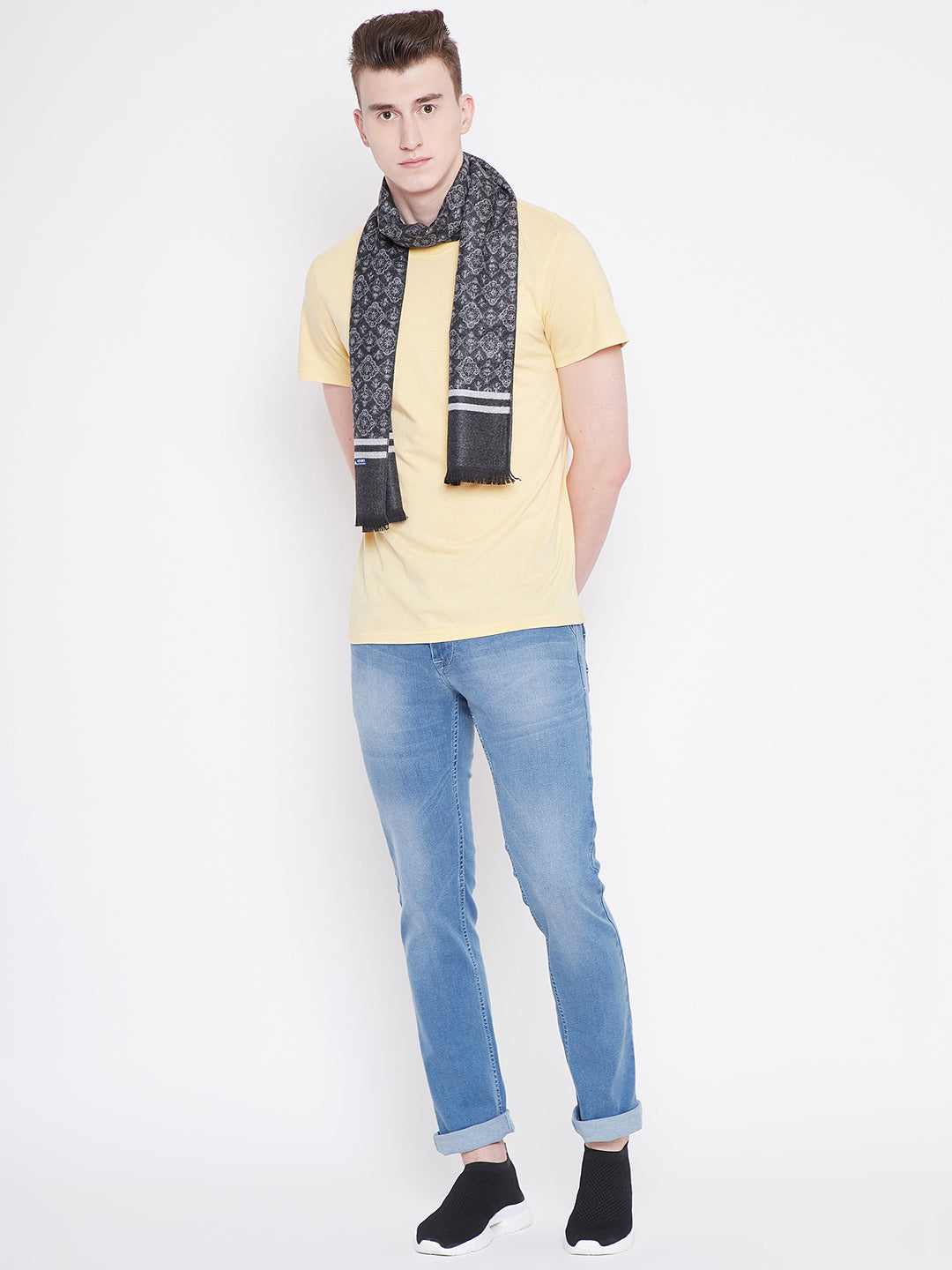 Alvaro Castagnino Men's Grey Colored Checked Muffler