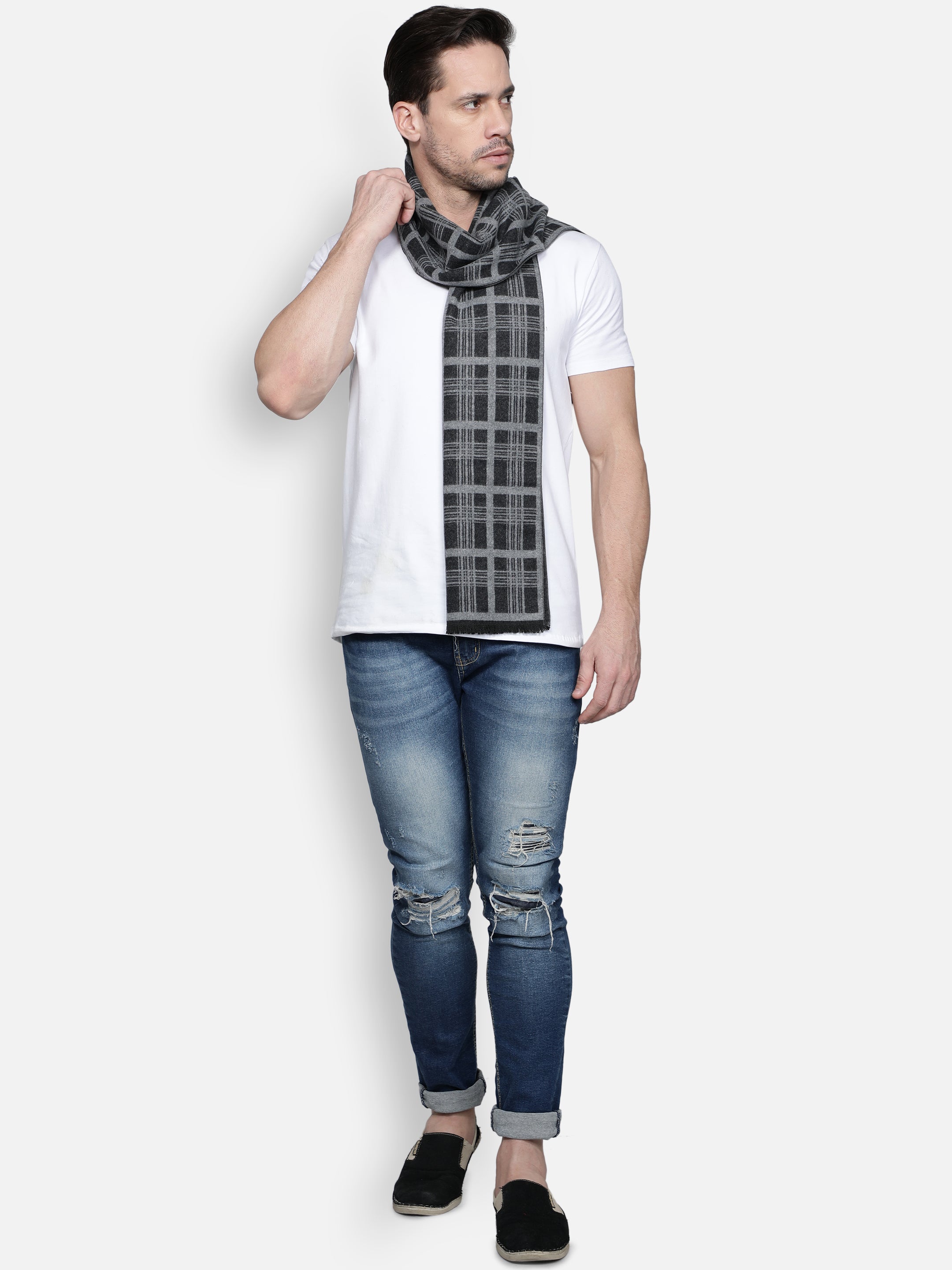 Alvaro Castagnino Men's Black::Grey Colored Check Viscose Muffler