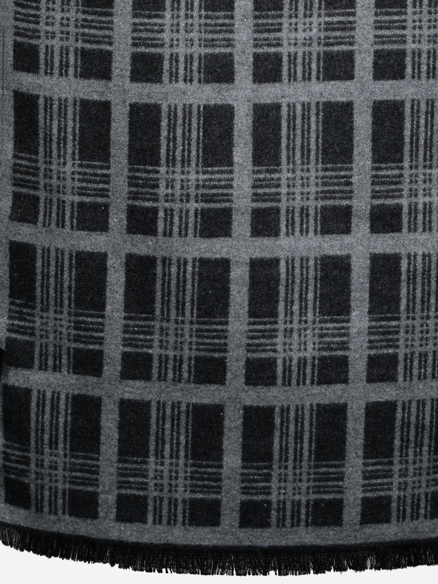 Alvaro Castagnino Men's Black::Grey Colored Check Viscose Muffler