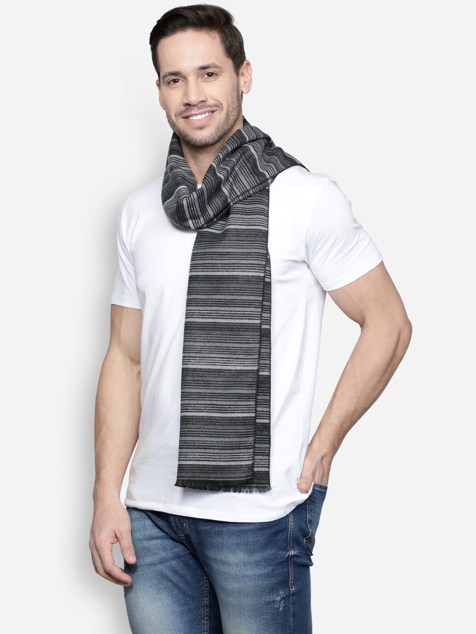 Alvaro Castagnino Men's Red::Blue::Grey Colored Check Viscose Muffler