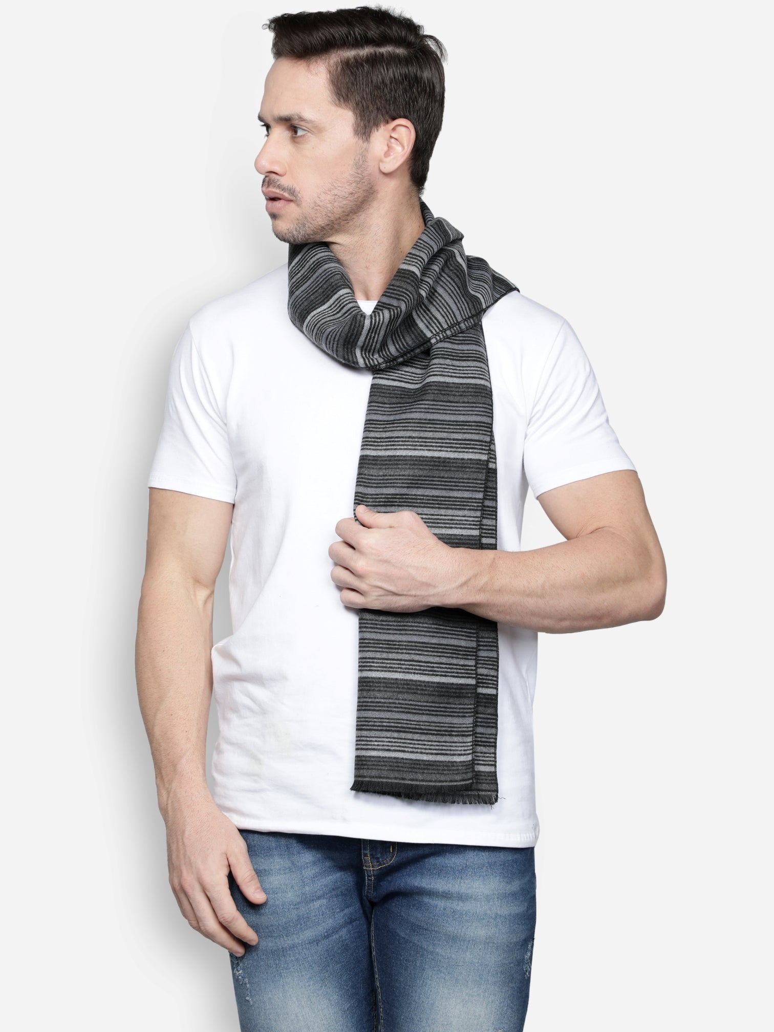 Alvaro Castagnino Men's Red::Blue::Grey Colored Check Viscose Muffler