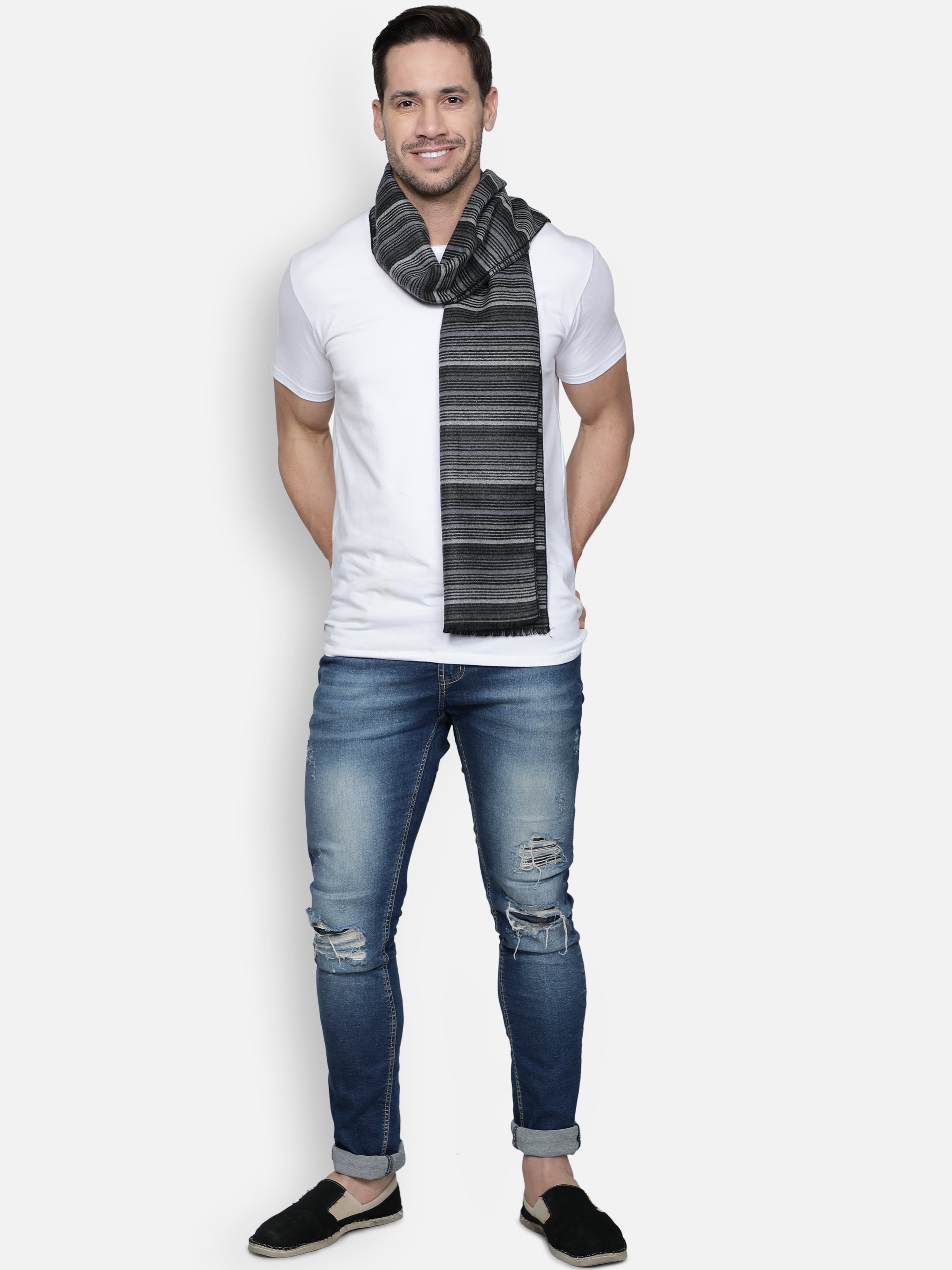 Alvaro Castagnino Men's Red::Blue::Grey Colored Check Viscose Muffler