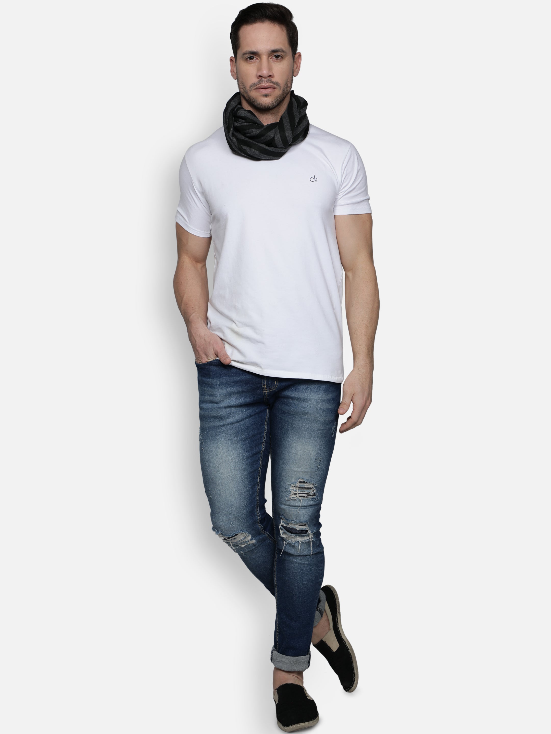 Alvaro Castagnino Men's Grey::Black Colored Check Viscose Muffler