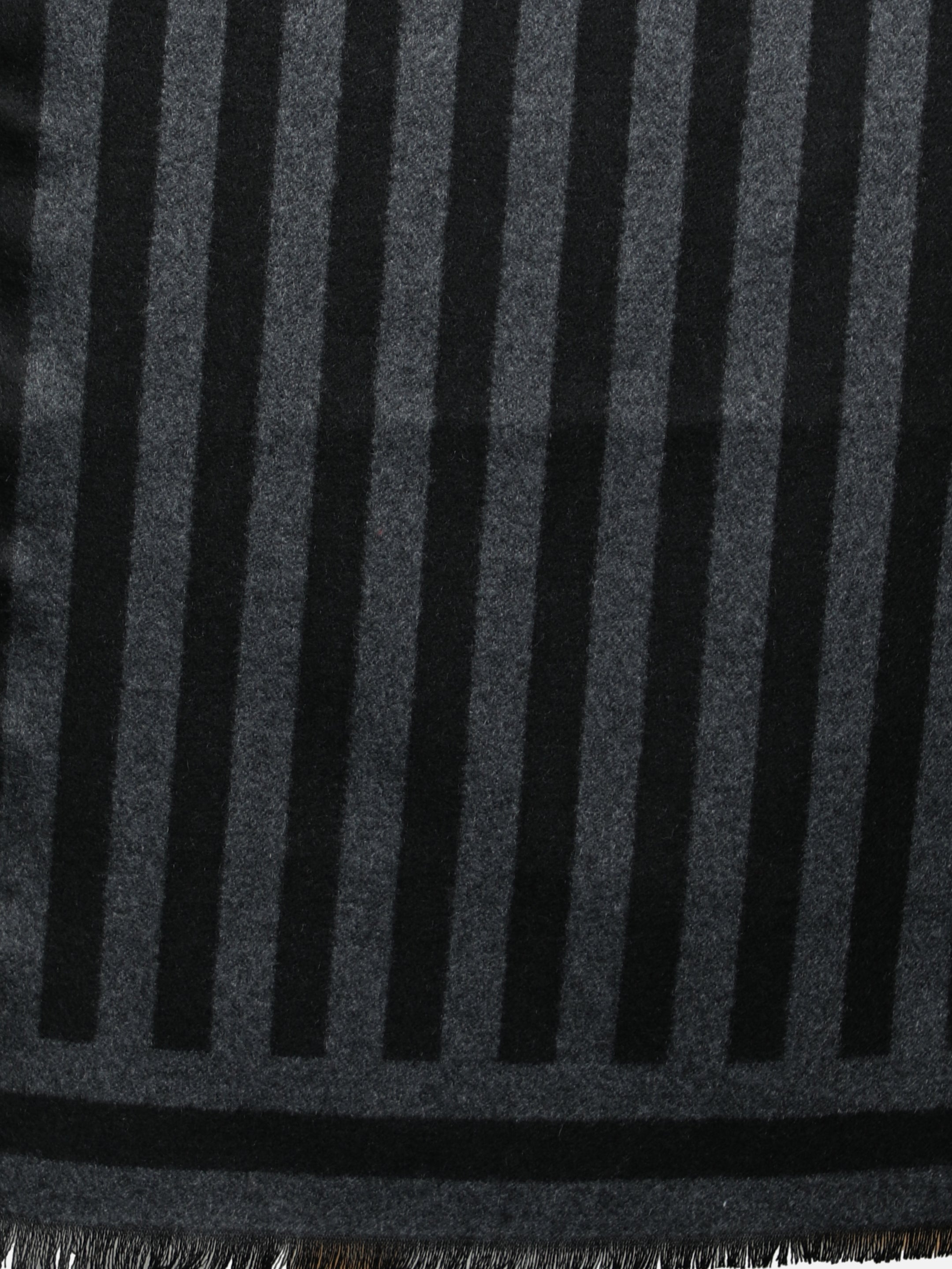 Alvaro Castagnino Men's Grey::Black Colored Check Viscose Muffler