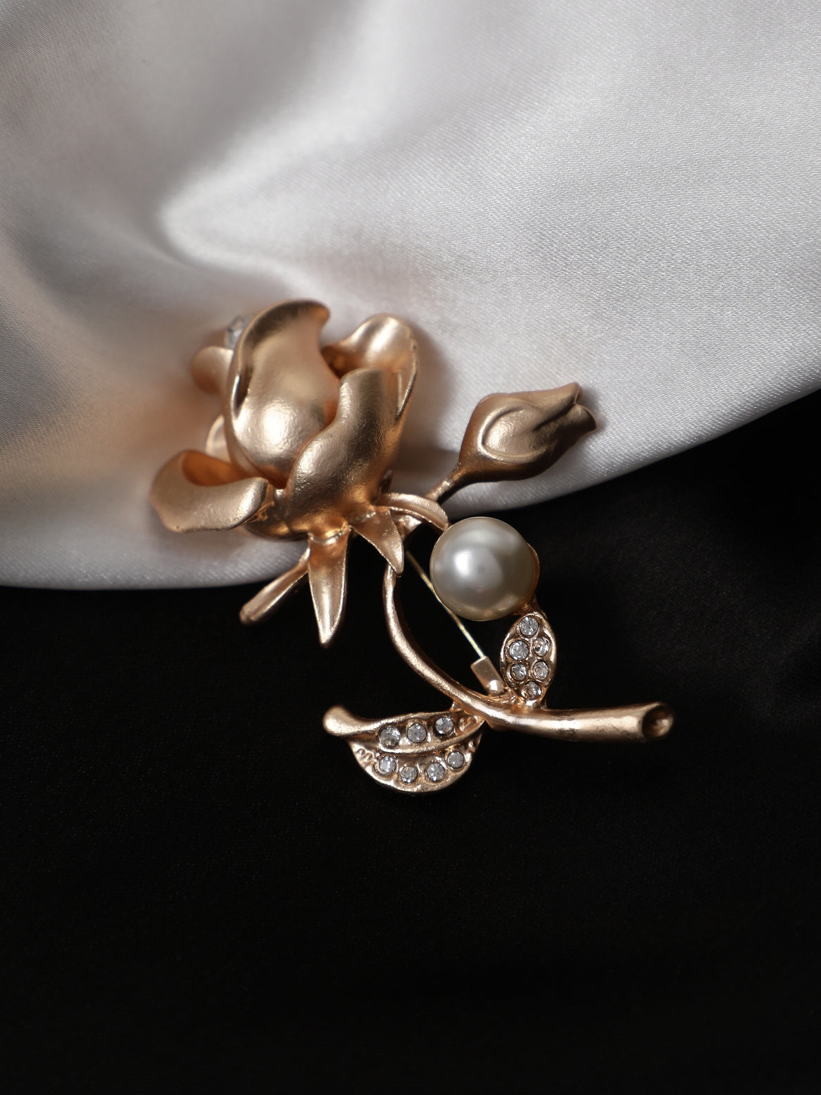 Alvaro Castagnino Metallic Gold::Diamond Colored Fancy Brooch for Men