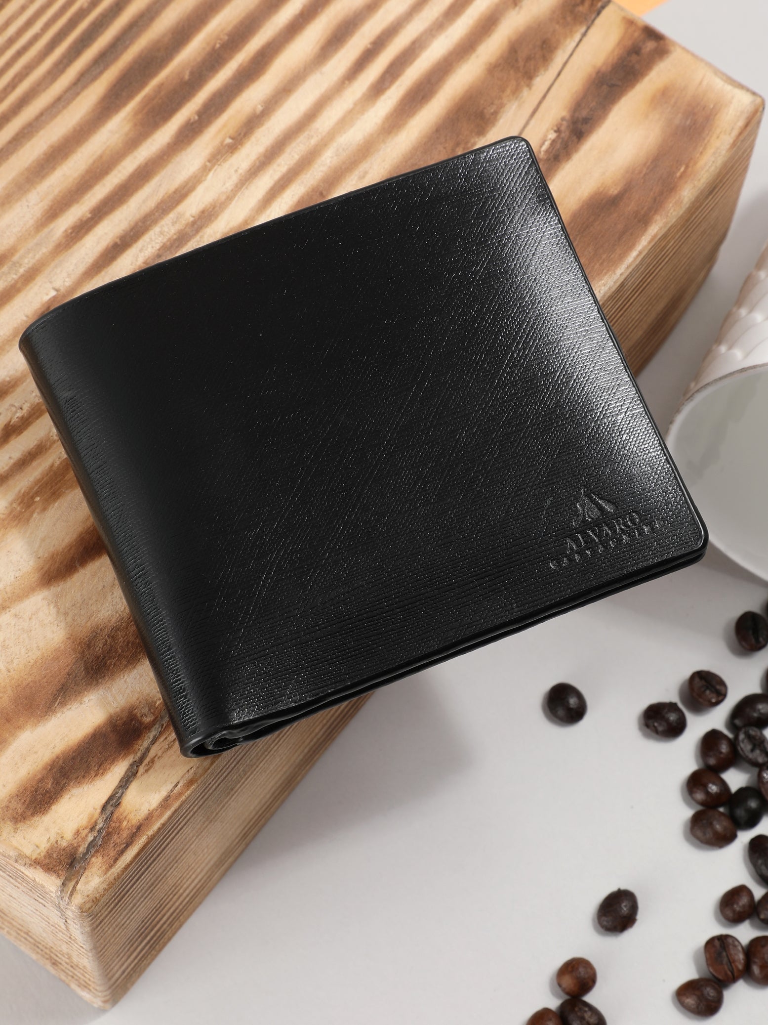 Alvaro Castagnino Men's Black Color Leather Wallet