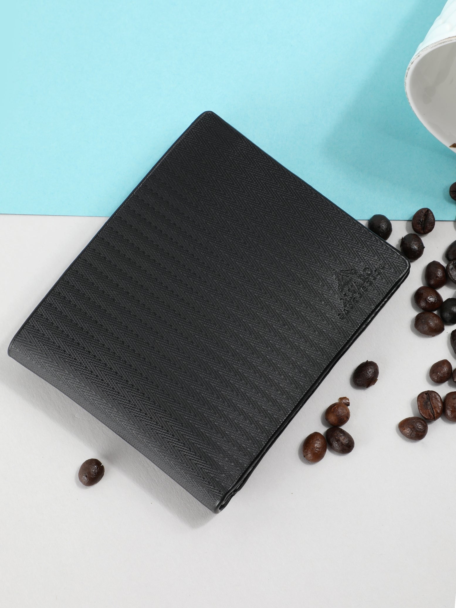 Alvaro Castagnino Men's Black Color Leather Wallet